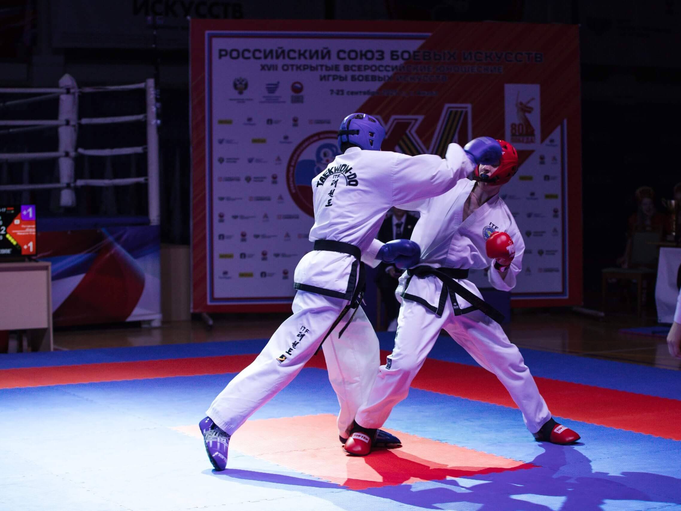 Поединок бойцов РСБИ